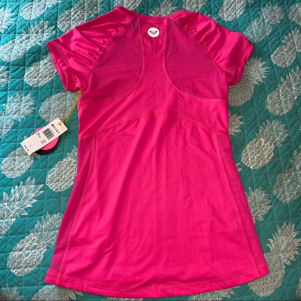 NWT Roxy rash guard - Picture 2 of 5